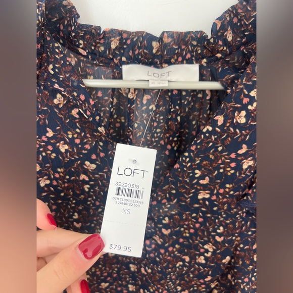 Loft Floral Blouse - Picture 4 of 4